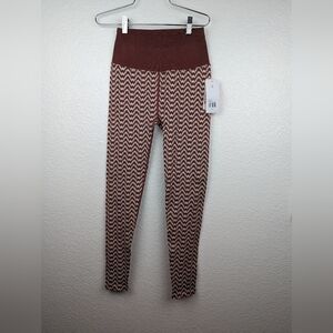 NWT spiritual gangster love sculpt jacquard leggings